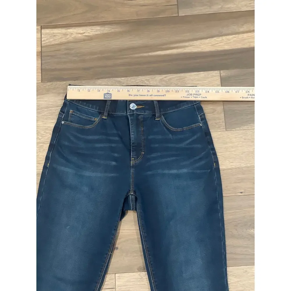 White House Black Market Size 4R Cuffed Skinny Capri Jeans